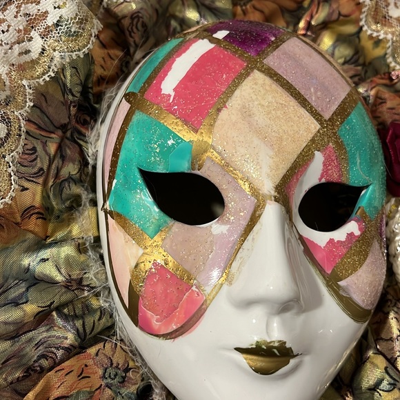 3 90s ceramic wall masks - Picture 3 of 16